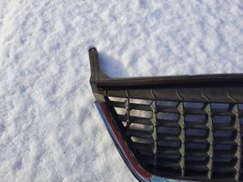 Ford Mondeo MK IV Maskownica / Grill / Atrapa górna chłodnicy 