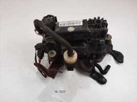 Mercedes-Benz E W211 Ilmajousituksen kompressoripumppu 2113200304