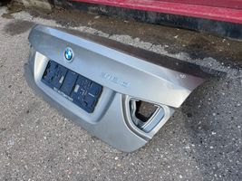 BMW 3 E90 E91 Tylna klapa bagażnika 