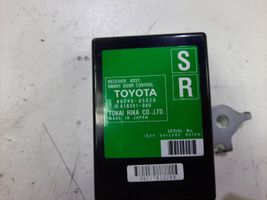 Toyota Avensis T270 Sterownik / Moduł drzwi 8974005020
