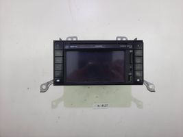 Toyota Avensis T270 Unité principale radio / CD / DVD / GPS 8611360V860