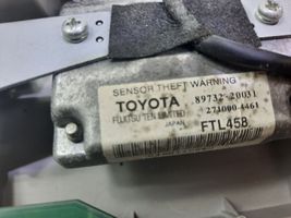 Toyota Avensis T270 Innenraumbeleuchtung vorne 8973220031