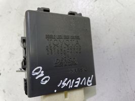 Toyota Avensis T270 Door control unit/module 8597020020