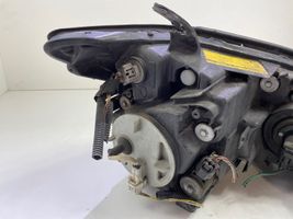 Lexus RX 330 - 350 - 400H Lampa przednia 