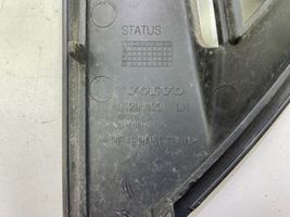 Volvo V60 Kratka dolna zderzaka przedniego 31294129