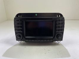 Mercedes-Benz S W220 Radio/CD/DVD/GPS-pääyksikkö A2208205889