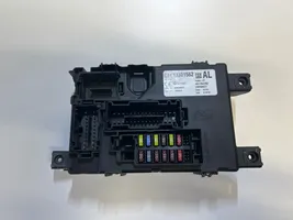 Opel Corsa D Fuse module 13301562