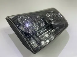 Lexus RX 330 - 350 - 400H Lampy tylnej klapy bagażnika 