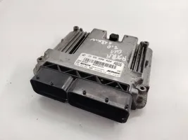 Opel Astra J Calculateur moteur ECU 55579447