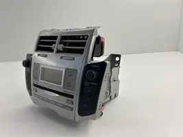 Toyota Yaris Radio/CD/DVD/GPS-pääyksikkö 861200D210