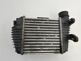 Audi A6 S6 C6 4F Chłodnica powietrza doładowującego / Intercooler 4f0145806R