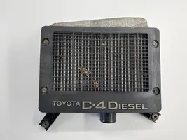 Toyota RAV 4 (XA20) Chłodnica powietrza doładowującego / Intercooler 