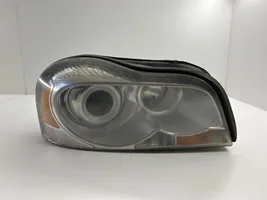 Volvo XC90 Lampa przednia 31111846