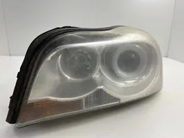 Volvo XC90 Lampa przednia 31111845