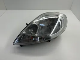 Opel Vivaro Headlight/headlamp 8200701354