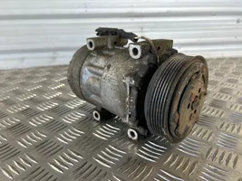 Renault Laguna I Compresor (bomba) del aire acondicionado (A/C)) 7700866828B