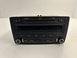 Skoda Octavia Mk2 (1Z) Radio/CD/DVD/GPS-pääyksikkö 1Z0035161G