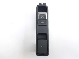 Audi Q3 8U Interruptor del freno de mano/estacionamiento 8U1863349B