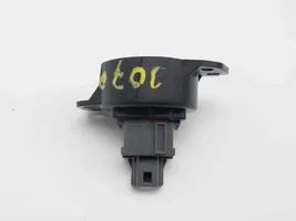 Peugeot 108 Botón interruptor de luz de peligro 15B424