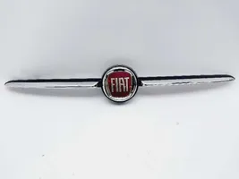 Fiat 500E Atrapa chłodnicy / Grill 735637413