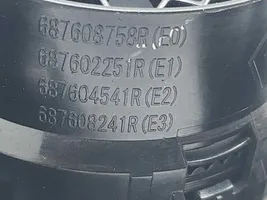 Dacia Sandero Dysze / Kratki środkowego nawiewu deski rozdzielczej 682603655R