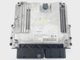 Citroen C4 Aircross Dzinēja vadības bloks 9825318180