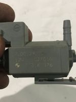 BMW 7 E65 E66 Electrovanne Soupape de Sûreté / Dépression 70012400