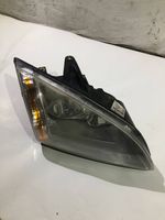 Ford Focus Lampa przednia 4M5H13K060AA