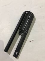 BMW 7 E38 Rivestimento del binario sedile anteriore del passeggero 8207214