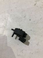 BMW 7 E38 Solenoidinis vožtuvas 1742712