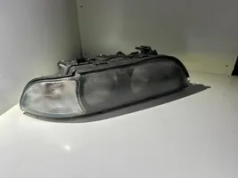 BMW 5 E39 Lampa przednia 206549d1