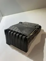 Volkswagen PASSAT B6 Fuse box cover 1K0937132G