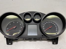Opel Zafira C Speedometer (instrument cluster) 13442454