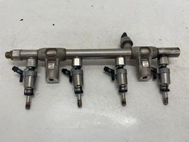 Audi A5 Injecteur de carburant 06L133317N