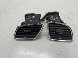 Audi Q3 8U Garniture, panneau de grille d'aération latérale 8U2820901