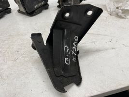 Volkswagen PASSAT B8 ABS pump bracket 5Q2614235E