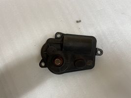 BMW 5 G30 G31 Attuatore/motore della valvola del collettore di aspirazione 8582069