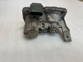 Audi Q3 8U Attuatore/motore della valvola del collettore di aspirazione 5Q0253691M