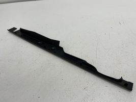 Audi A4 S4 B9 Kita variklio skyriaus detalė 8W0820582