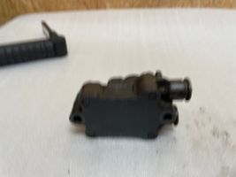 Mercedes-Benz E W210 Pompe à carburant A6110900250