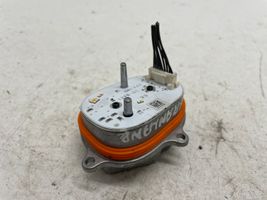 Opel Grandland X Module de contrôle de ballast LED YP00104880