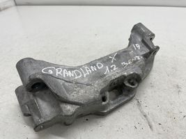 Opel Grandland X Supporto di montaggio del motore (usato) 9674960380