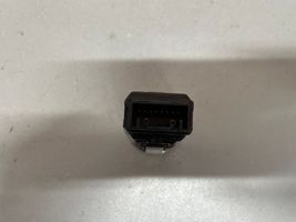 Toyota Corolla Verso E121 Bouton poussoir de démarrage du moteur 6842W65B