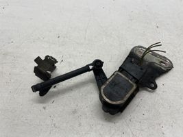 Mercedes-Benz E W212 Palanca del sensor de altura delantero A0065428318