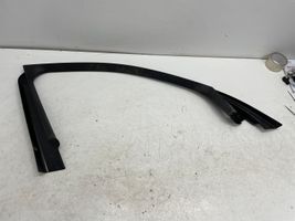 BMW 3 G20 G21 Moulure de porte avant 7447172