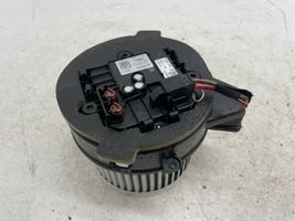 BMW 5 G30 G31 Ventola riscaldamento/ventilatore abitacolo 0130309507