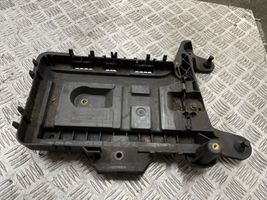 Audi Q3 8U Vassoio batteria 1K0915333