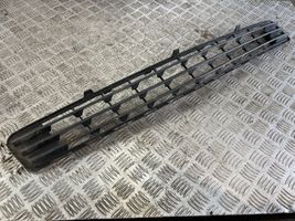 Mercedes-Benz C W204 Grille inférieure de pare-chocs avant A2048850023