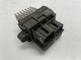 Opel Astra J Heater blower fan relay 13598091