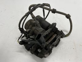 BMW 1 F40 Caliper del freno trasero 1543680